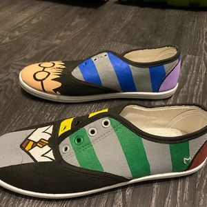 Hand painted Harry Potter sneakers - size 5